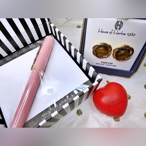 Gift set: Saks 5th Avenue Notepads and Pen + House of Harlow Tiger Eye Earrings - Picture 7 of 9